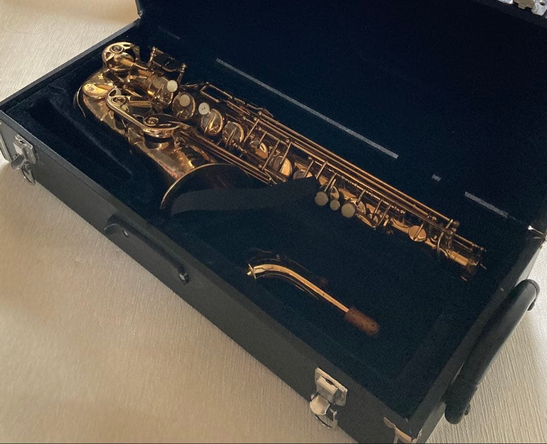 サックス 本体 ケース付き