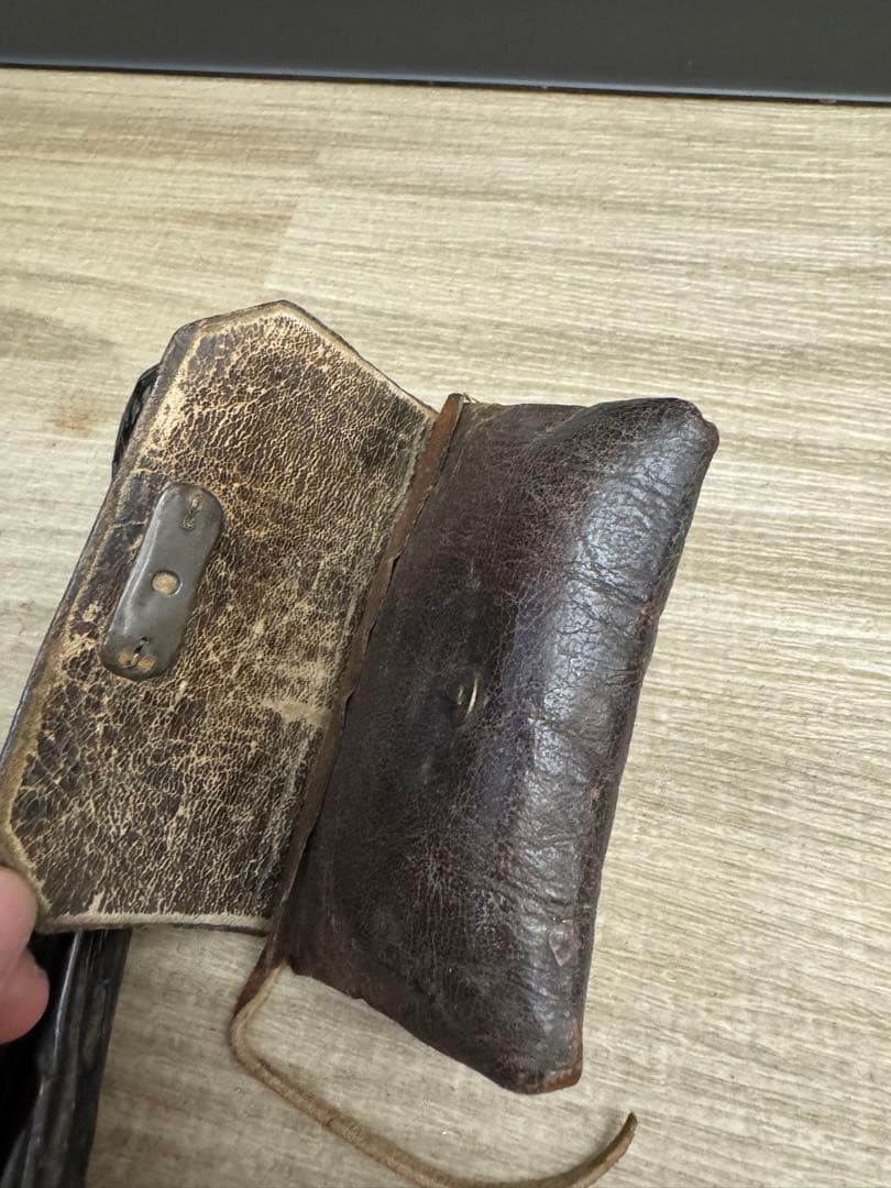 1527    時代物　煙道具　煙草入れ　骨董品