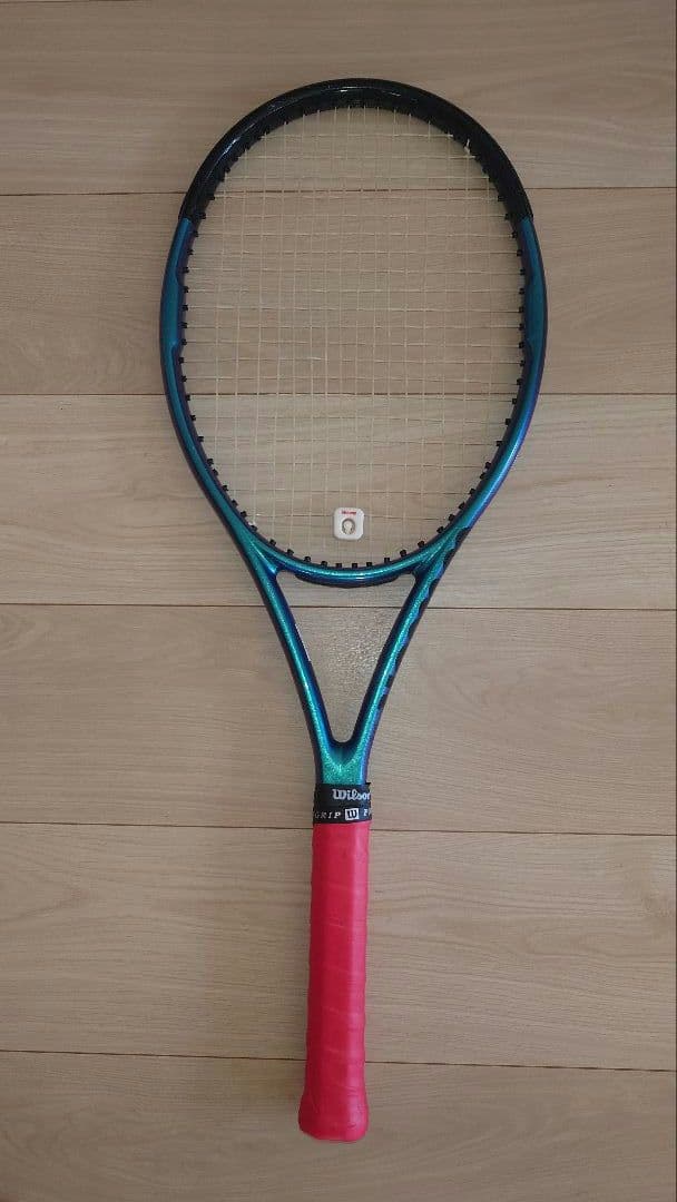 ウィルソン ウルトラツアー ULTRA TOUR 95CV V4.0　グリップ2