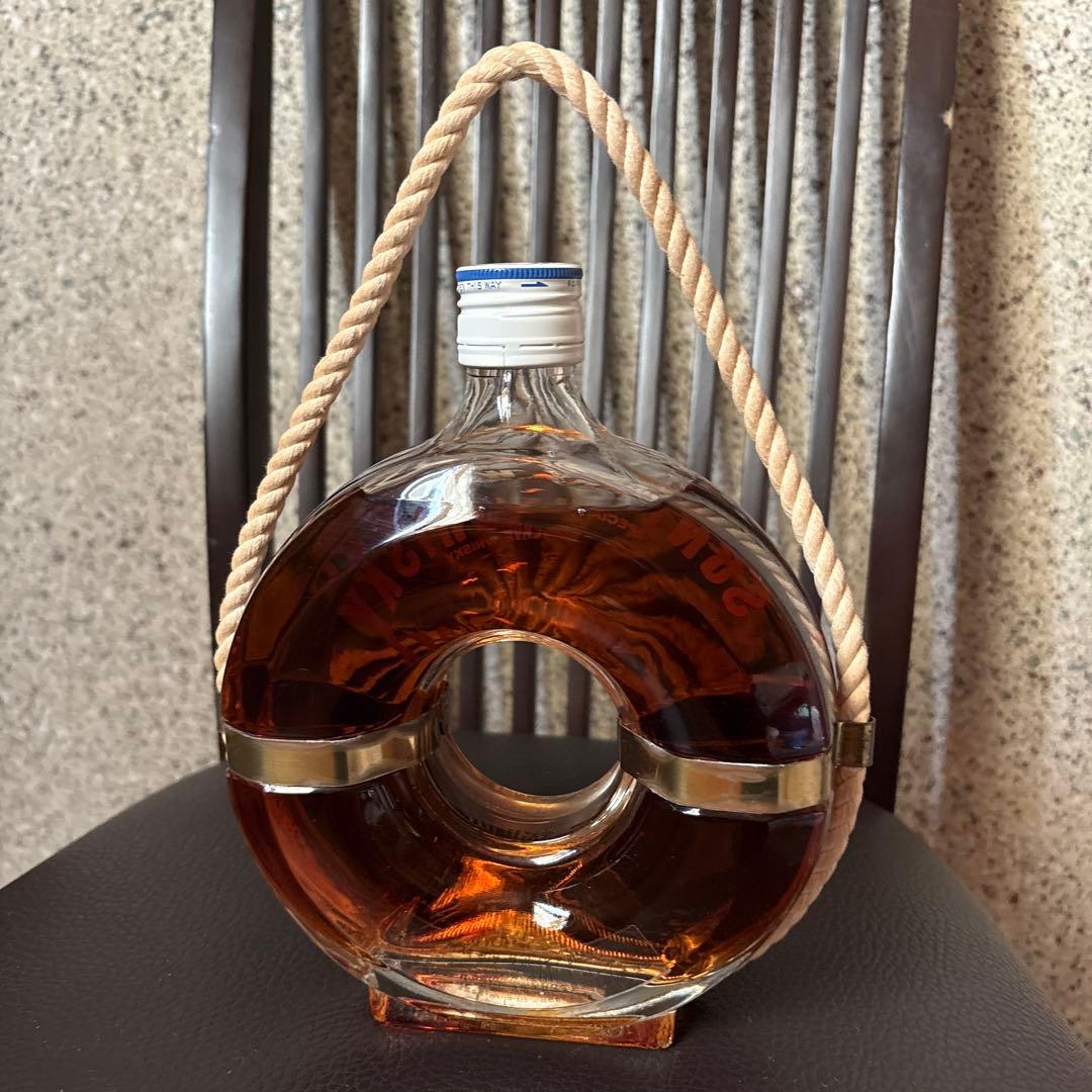 サントリーウィスキー ポートピア'81記念ブイボトル