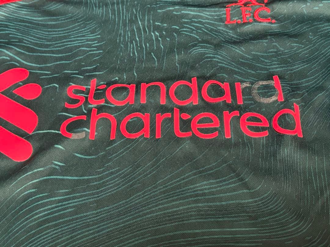 リバプール 22-23 サードユニフォーム