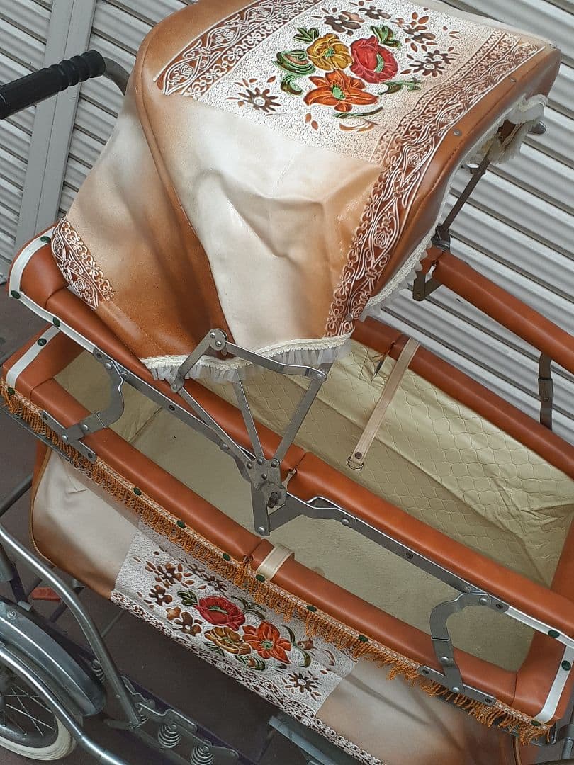 せ*ん様 レトロベビーカー 年代からは美品！流行りのペットにもok！ 引き取り着