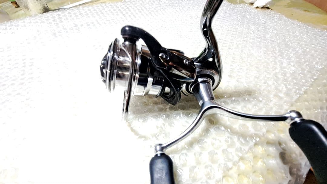 ストロ　ダイワ 18 イグジスト LT 2500S XH DH