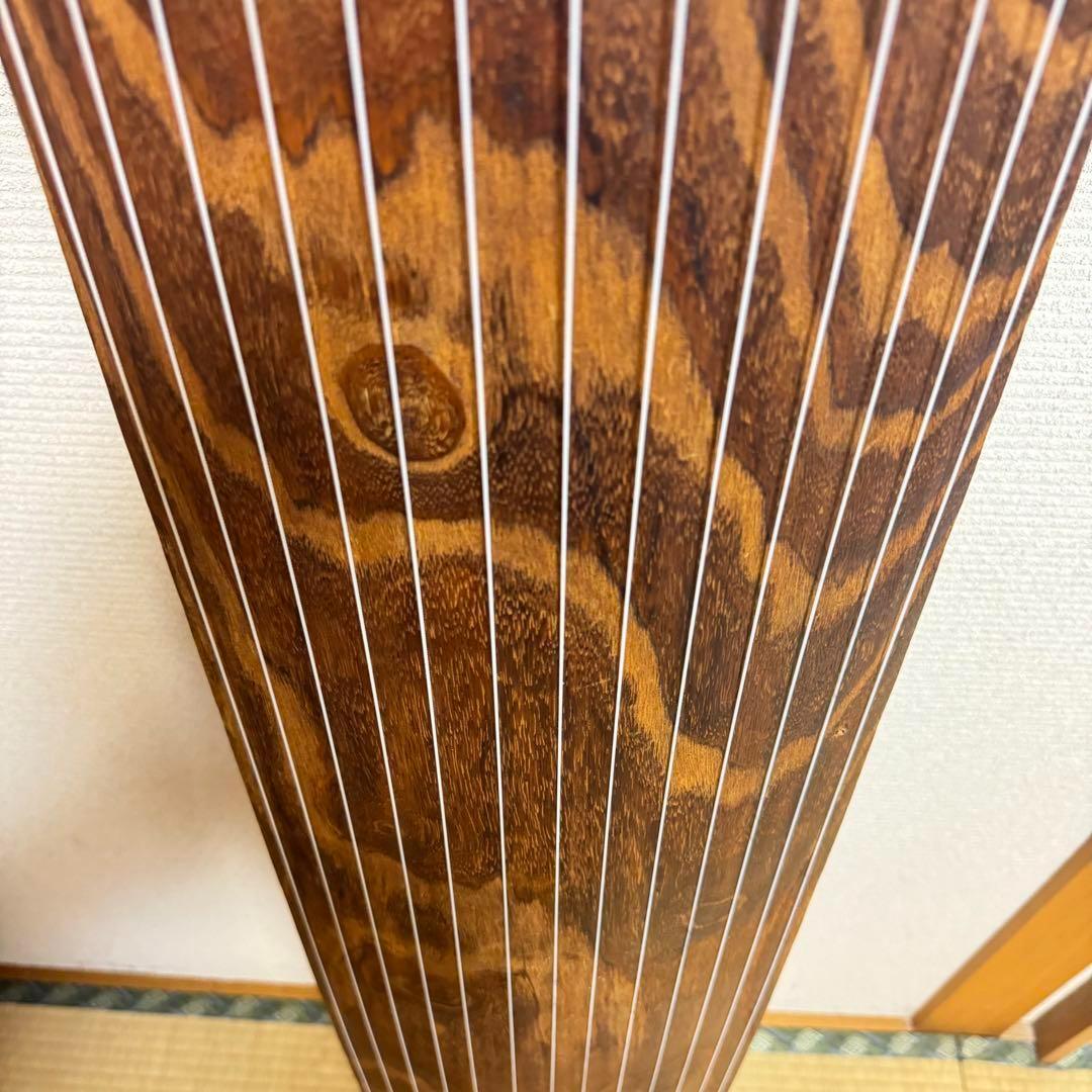 高級　箏　琴　綾杉彫　くり甲　透かし玉縁包み　山田流　蒔絵　螺鈿　13弦　ケース