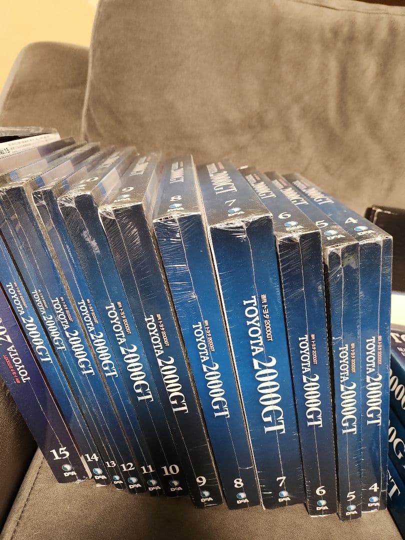 TOYOTA 2000GT 15巻➕専用バインダー