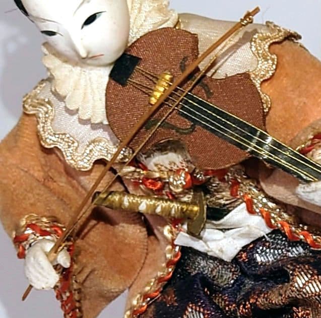 Japanese dolls 日本人形「天草四郎バイオリン弾き」大正レトロ　置物