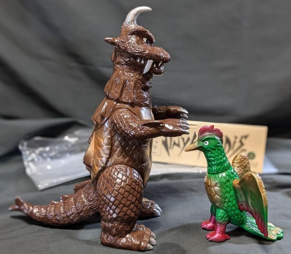 ゴメス＆リトラ「ウルトラＱ」登場怪獣（マーミット）ビニールパラダイス２体セット