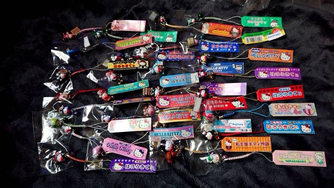 s*e様 ご当地ハローキティ ストラップ 100個セット
