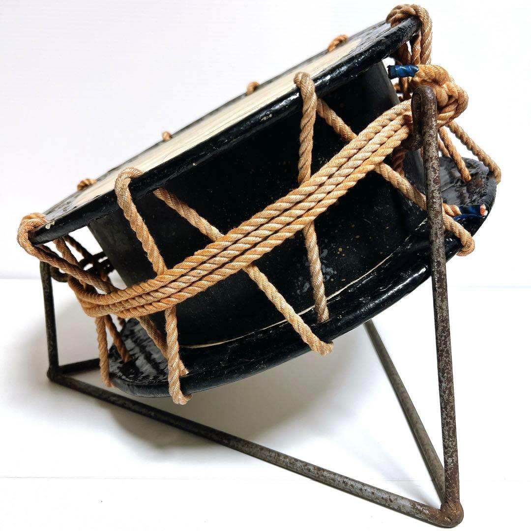 【締め太鼓】　和太鼓 33.5cm×14.5cm 打楽器　和楽器　鼓面良好　台座