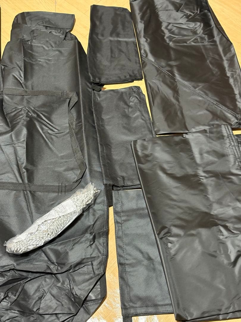 【1点限り】CYFIEタープテント3m×3m サイドシート付き(色:ブラック)