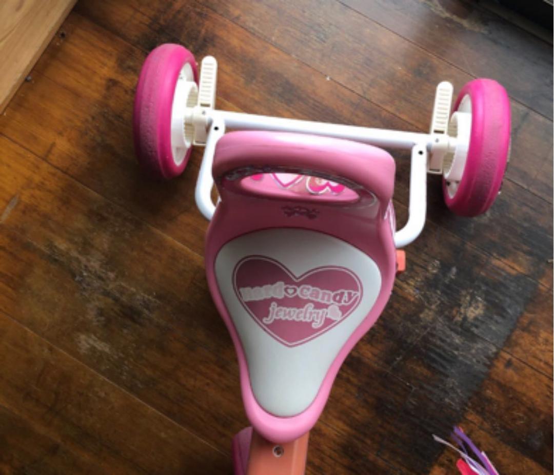 三輪車　女の子　箱　日傘　説明書　付属品あり