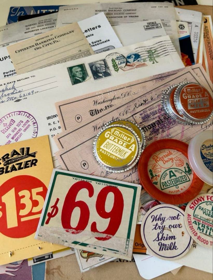 SALE！！★ 紙モノ詰め込みBOX ★ 60サイズ　海外 紙もの ヴィンテージ