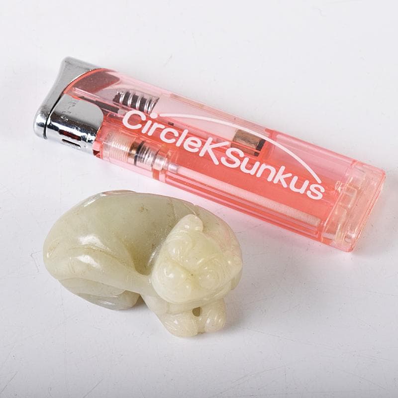 中国　玉石彫刻　神獣　根付　紙鎮　置物　C　8663E