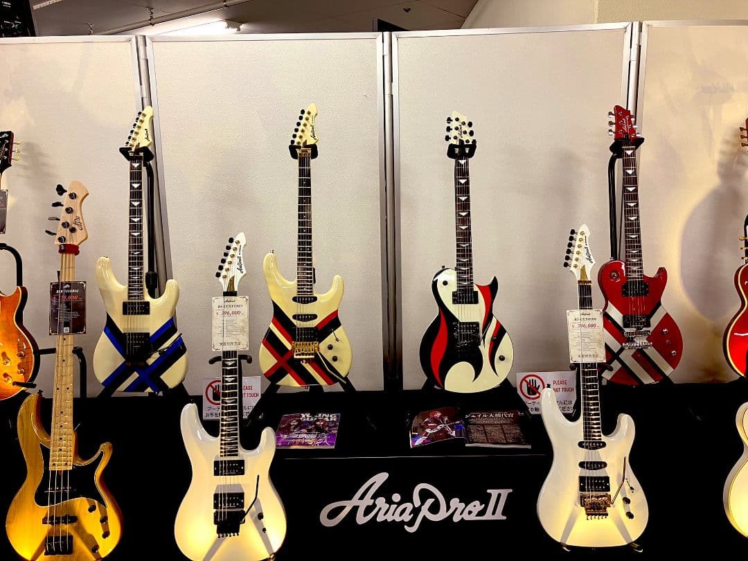 Aria Pro II / RS-CUSTOM III聖飢魔II