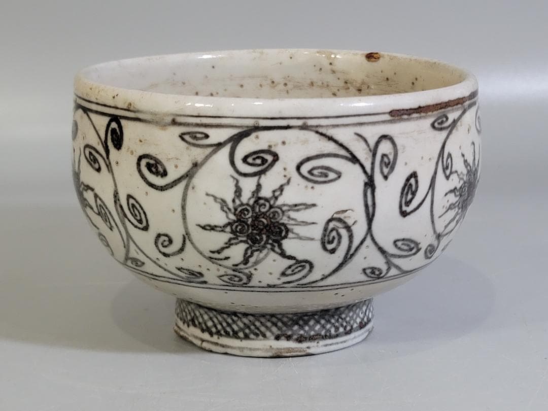 茶道具 元賓焼 纏枝蓮花紋 茶碗 古美術 DT416