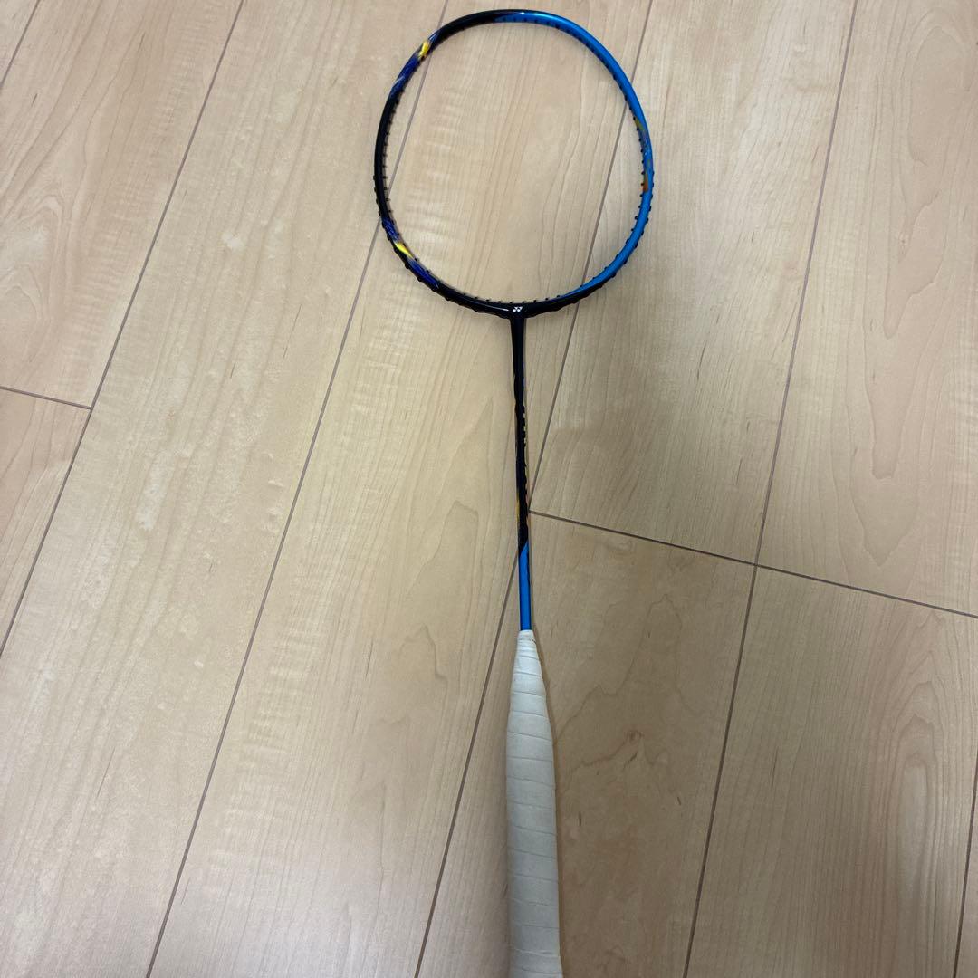 バドミントンラケットアストロクス773u5 廃盤色