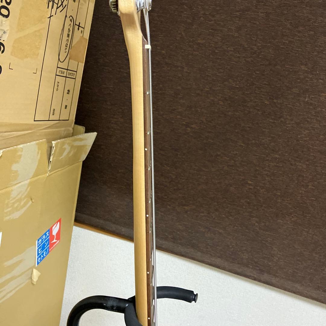 Bacchus バッカス　BJB－1　ユニバ　改ジャズベ　音出OK　超美中古品