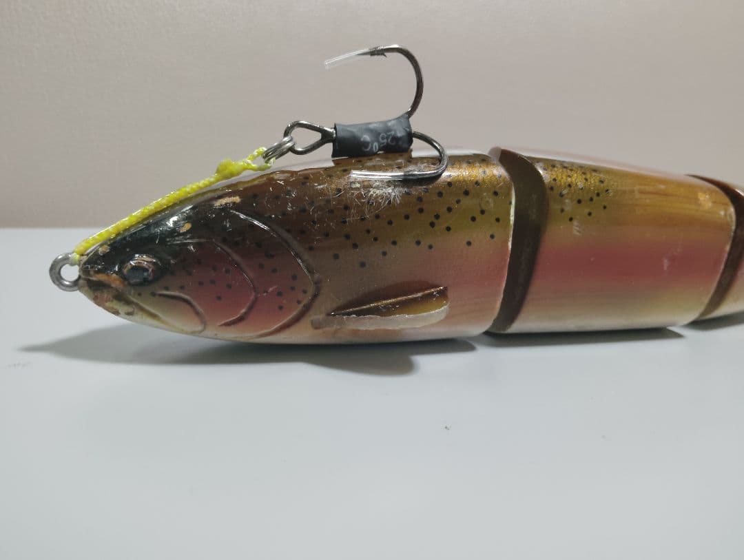 Wild luresワイルドルアーズ ブリンカー300 トラウト