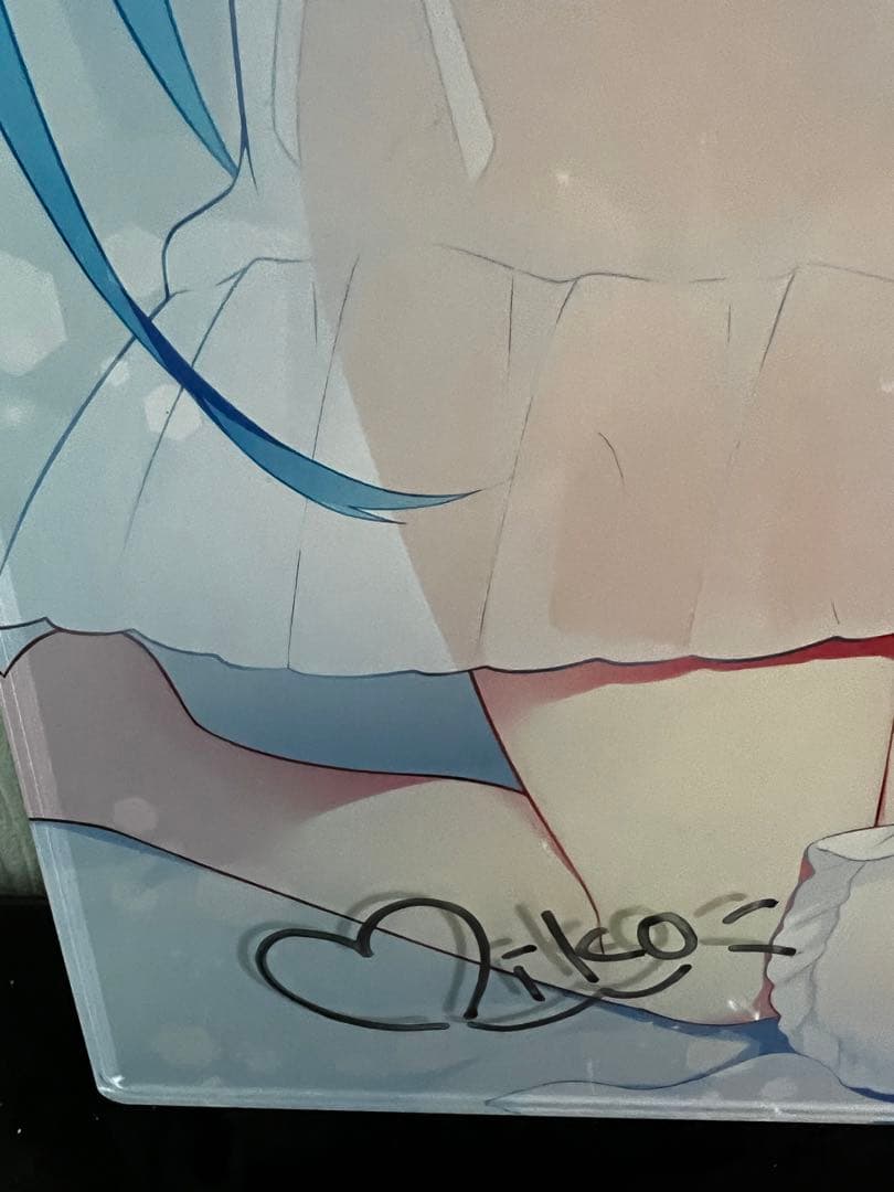 イラストレーターみこ氏直筆サイン入りアクリルボード&more