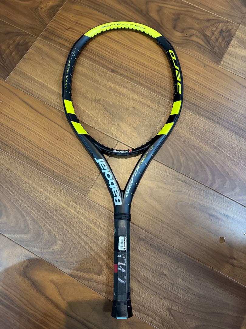 Babolat Aero tour アエロツアー　バボラ