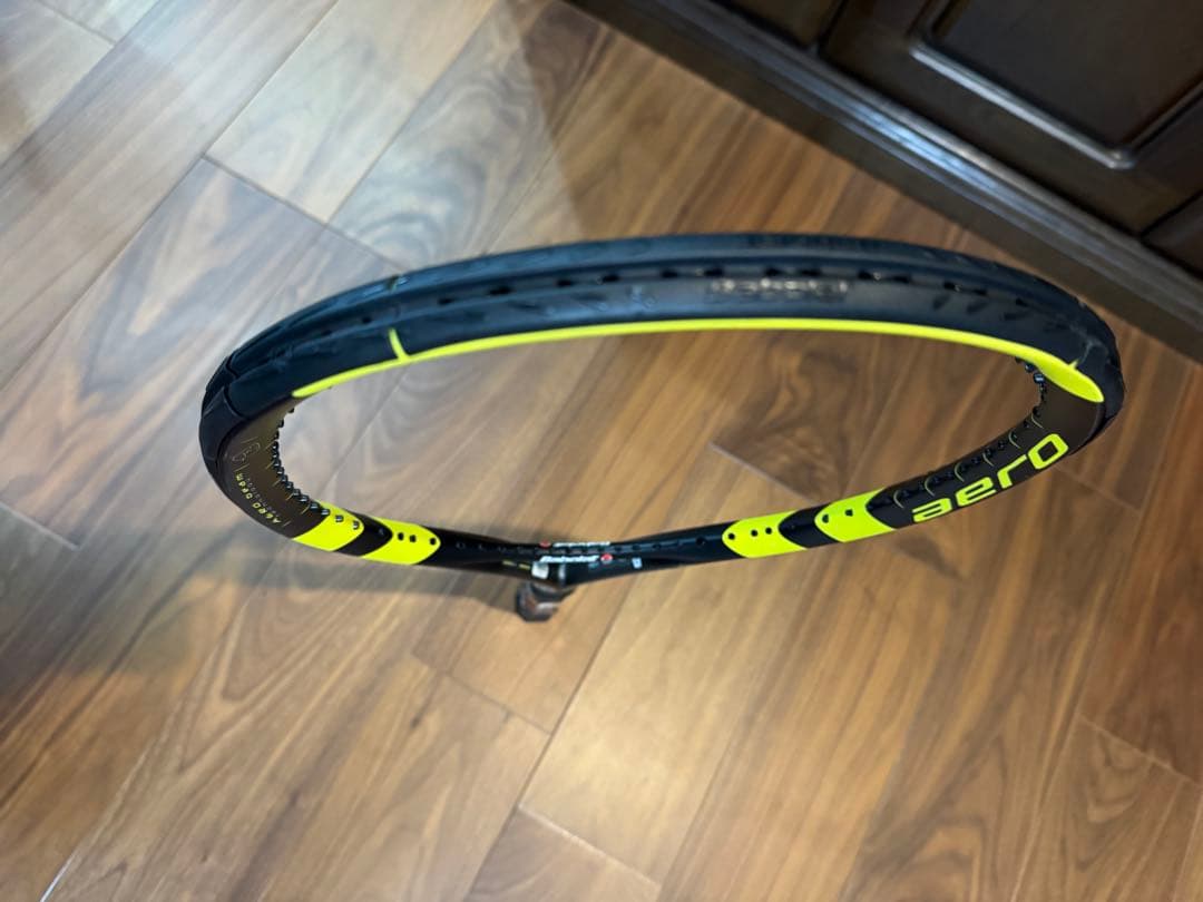 Babolat Aero tour アエロツアー　バボラ