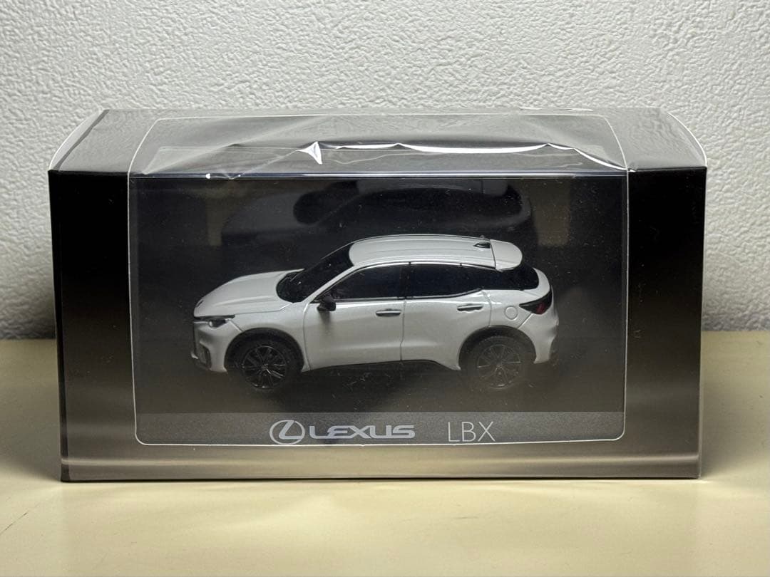 【新品未開封】 京商 LEXUS LBX ミニカー 1/43