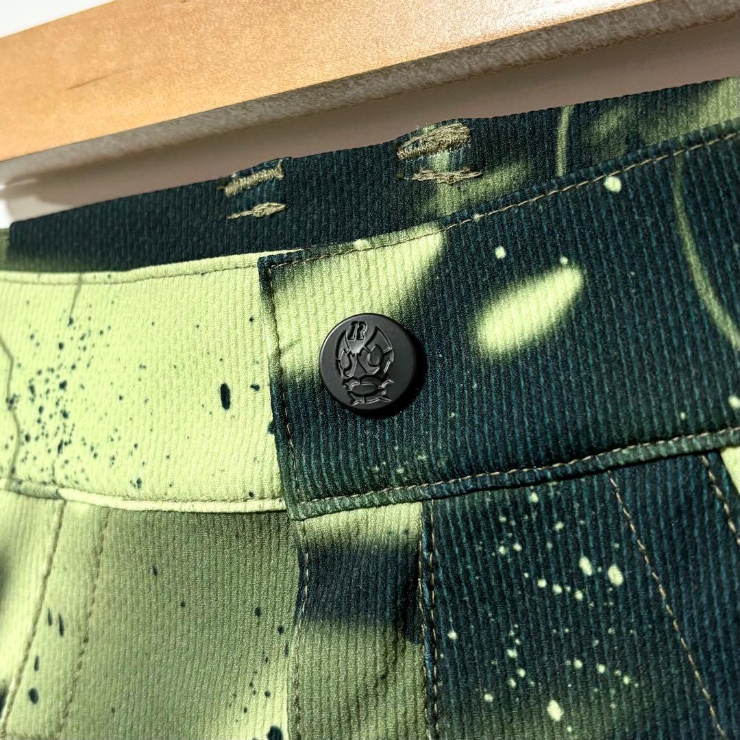 新品 ラッセルノ ゴルフ ロゴ ストレッチ ショーツ スプレー カーキ L 5