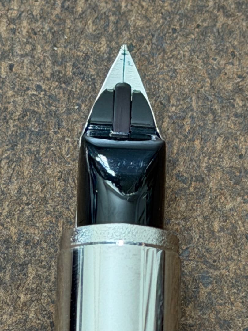 モンブラン 万年筆 スターウォーカー メタルラバー