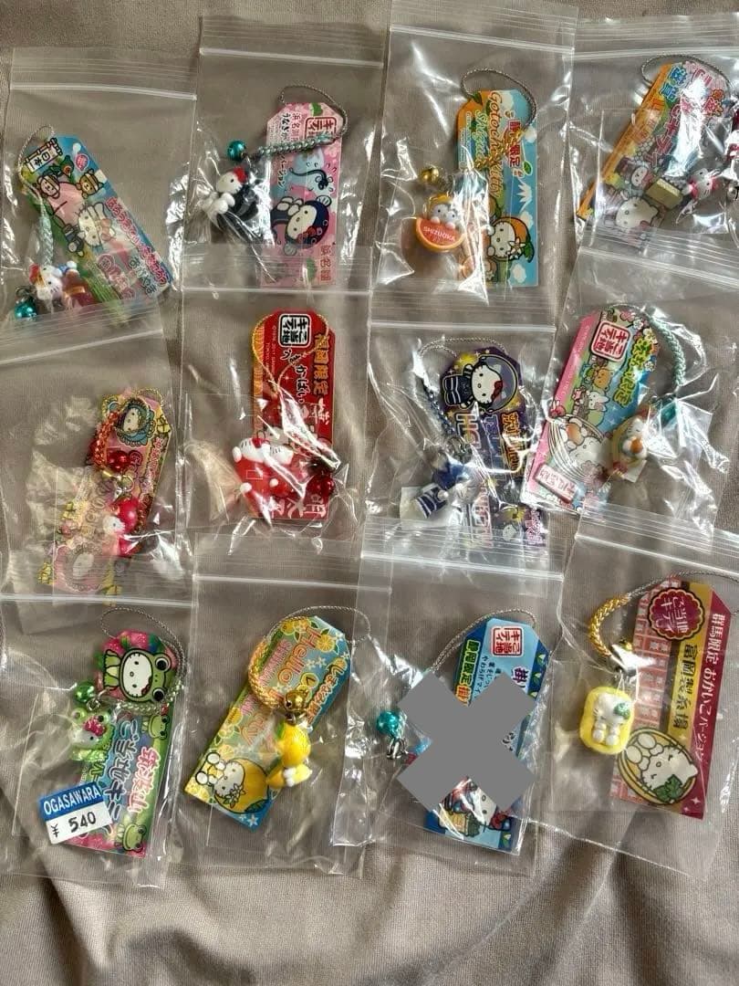 ご当地キティ　まとめ売り　46点　バラ売りは購入前にコメントしてください