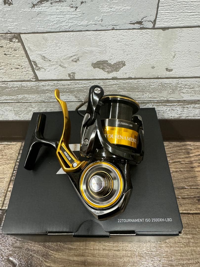 リール TOURNAMENT ISO2500XH-LBD
