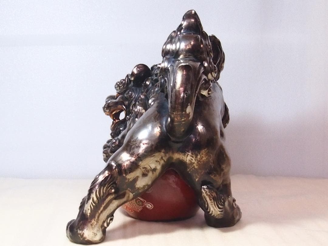 【希少・良品】九谷焼 狛犬 シルバー/銀色 玉乗り獅子/シーサー 魔除け 置物