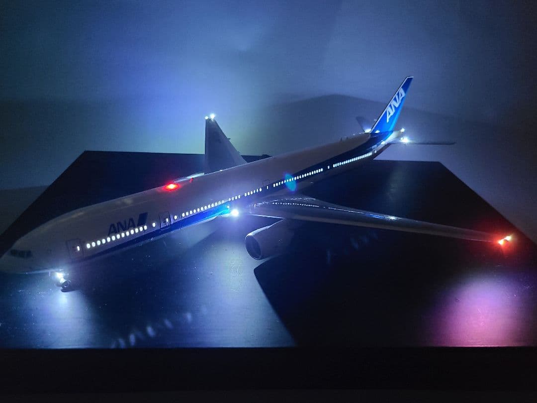 ANA Boeing 777-300 LED仕様 完成品