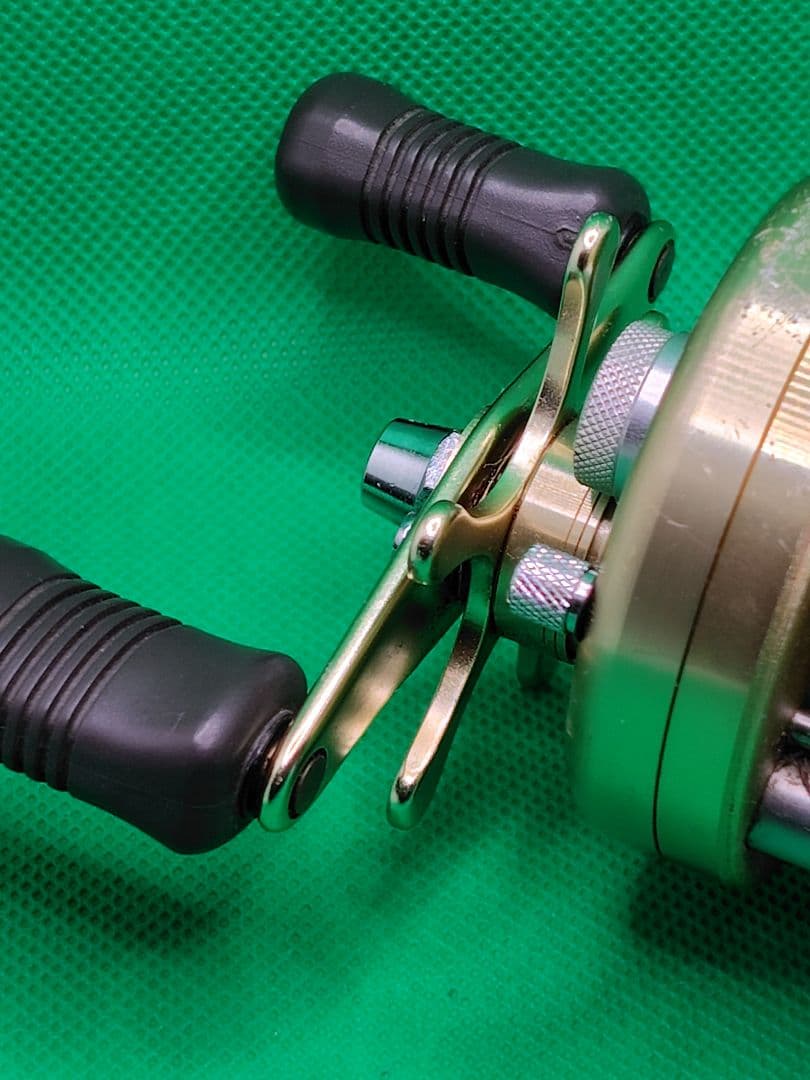 シマノ　カルカッタまとめ売り　100XT/200