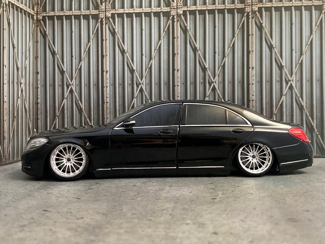 1/24 メルセデスベンツSクラス黒（カスタム品）