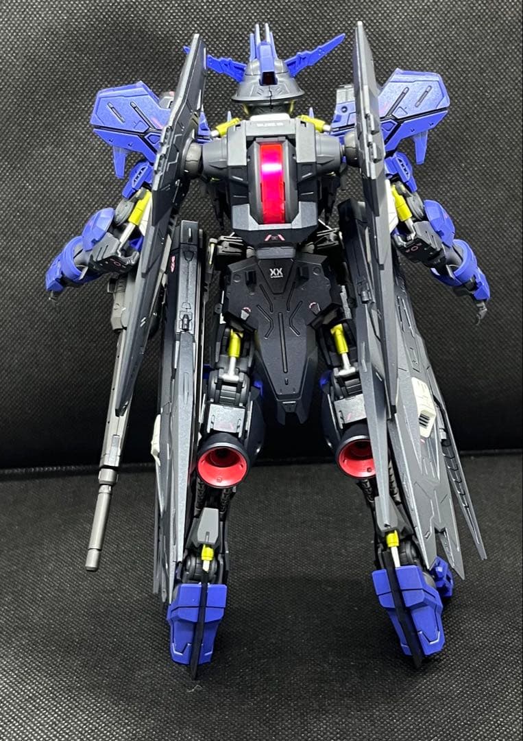 MG ガンダムヴィダール　塗装済完成品