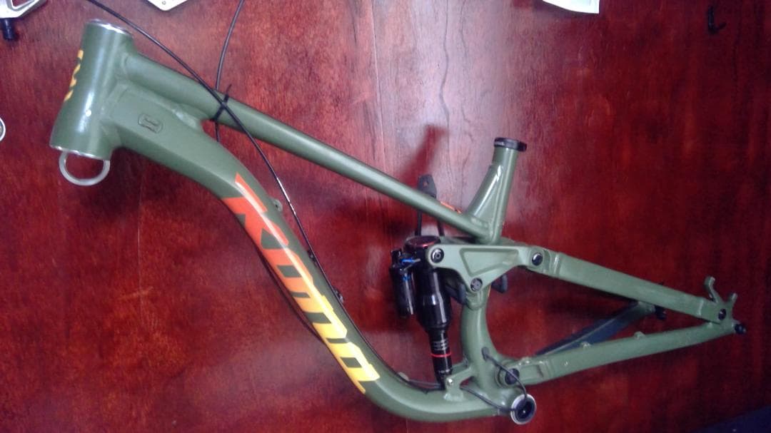 Kona Process 153 マウンテンバイクフレーム クリキン付き