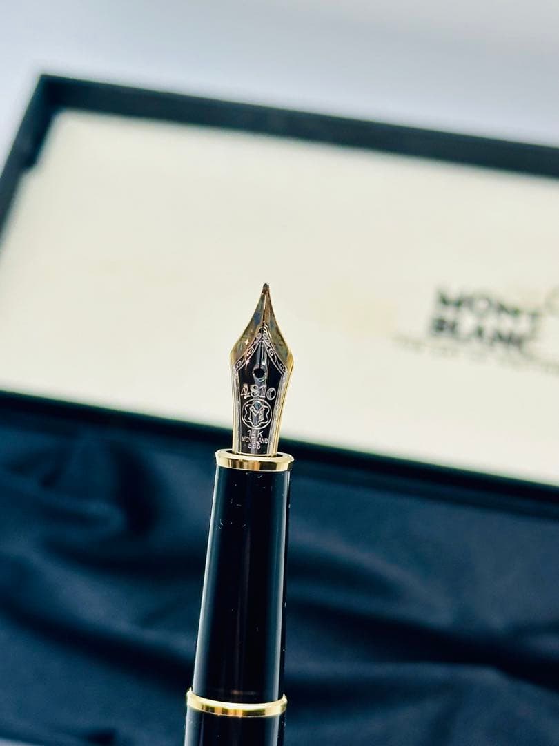 MONT BLANC 万年筆 黒【インク無し】