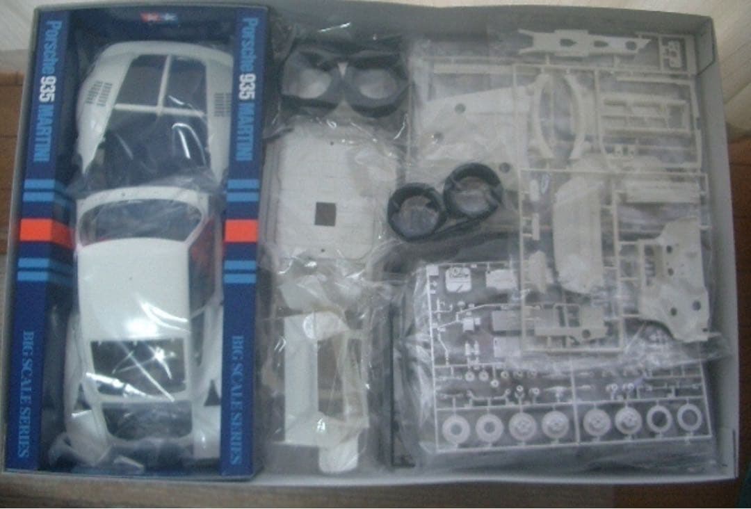 1/12 タミヤ ポルシェ 935 マルティニ＋オプションデカール付き