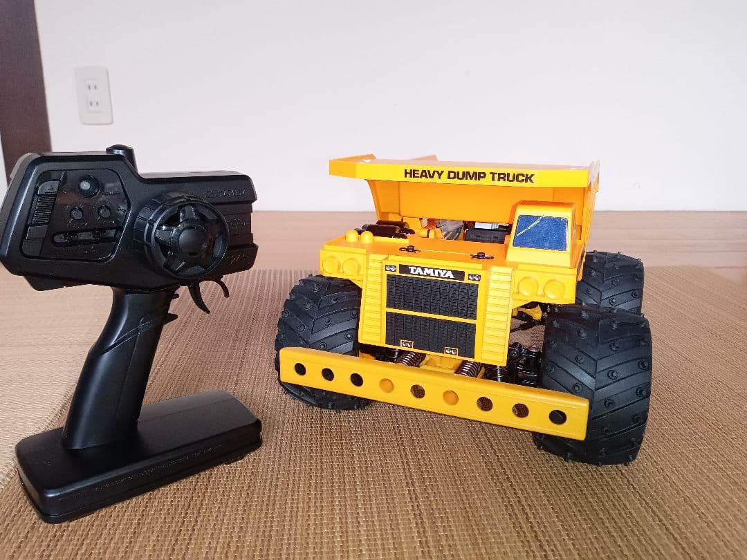 タミヤ　ヘビーダンプ