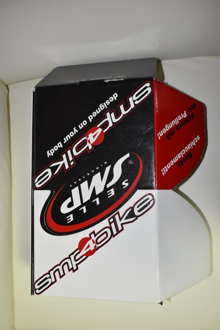 Selle SMP コンペティション サドル