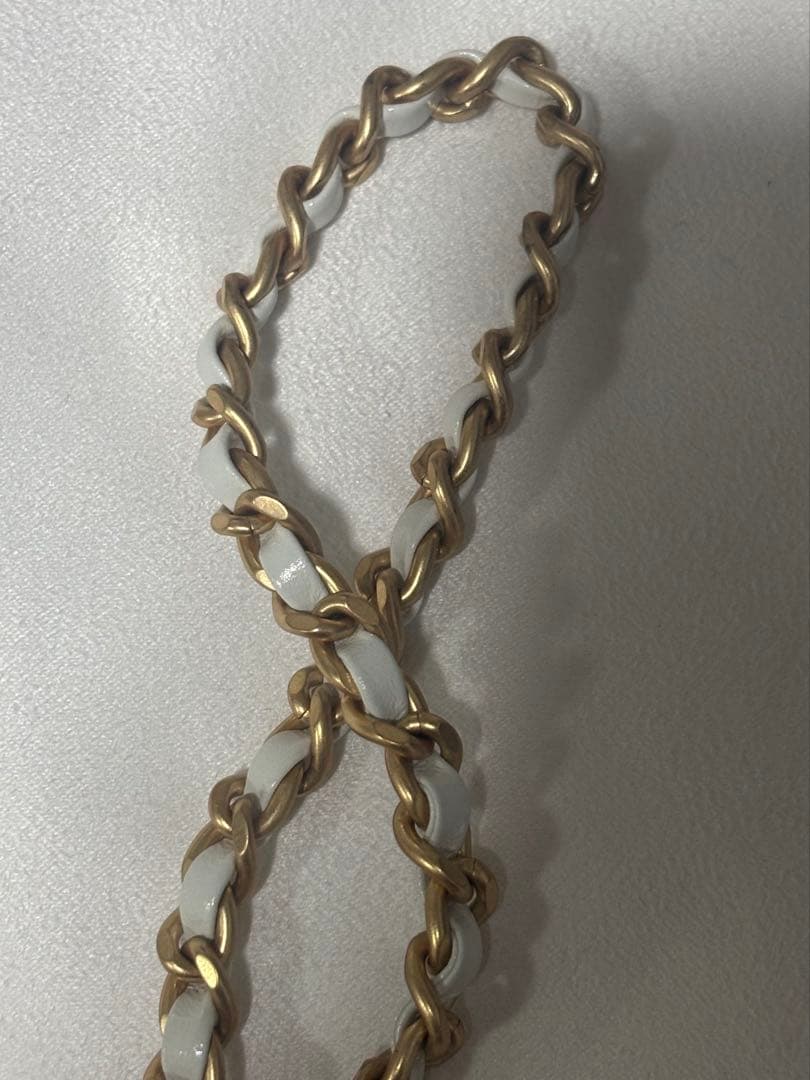 ホワイト ショルダーバッグ　ノベルティ