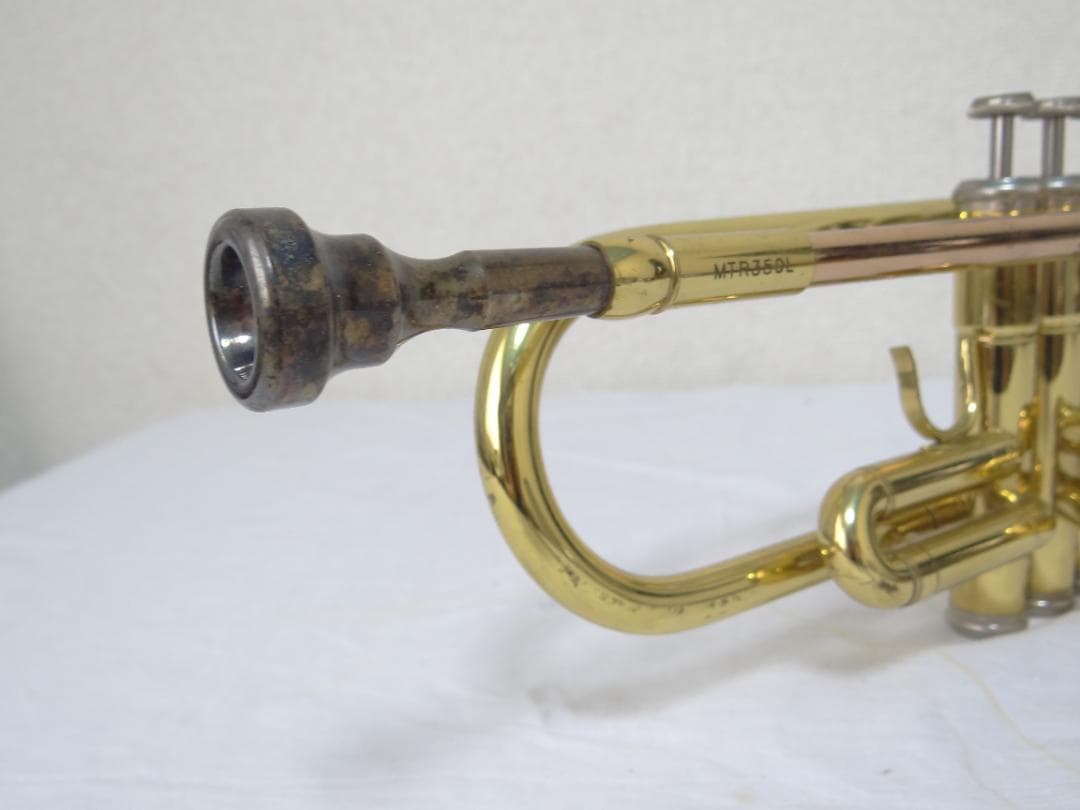 送料込★管楽器★トランペット Minerva MTR350L ソフトケース
