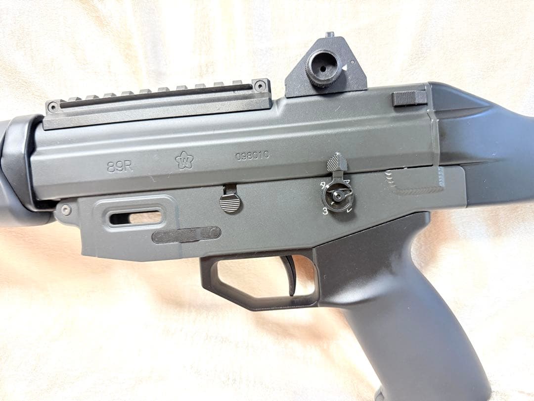 東京マルイ 89式5.56mm小銃〈固定銃床型〉ガスブローバック 試射のみの美品