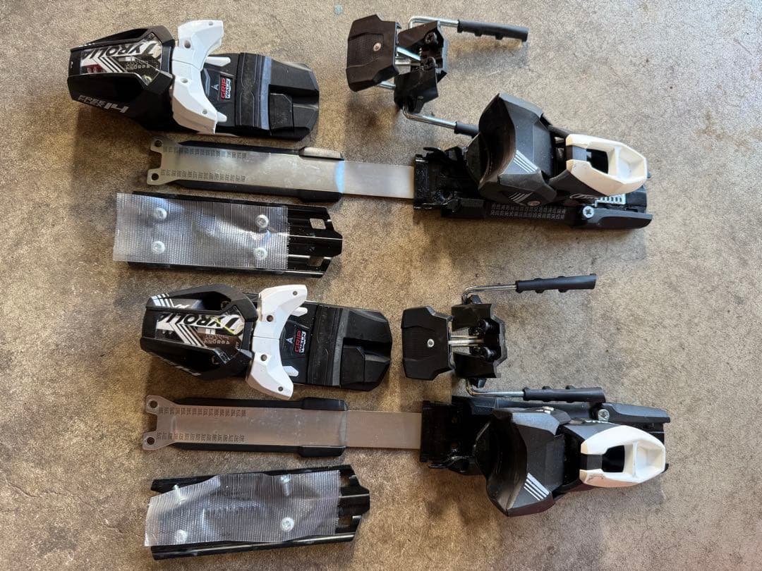 チロリア ビンディング TYROLIA FREEFLEX DEMO 14