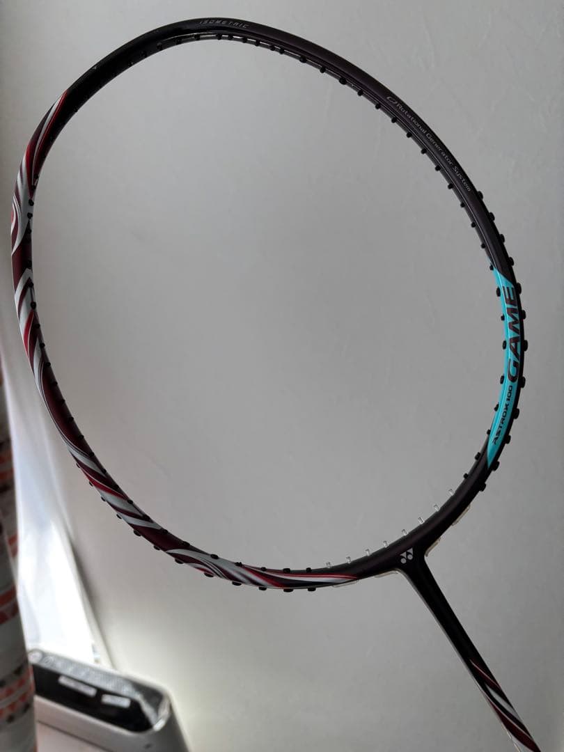 アストロクス 100game バドミントンラケット