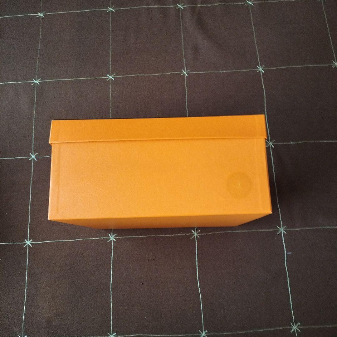 エルメスの箱2 個　レインカバー2個