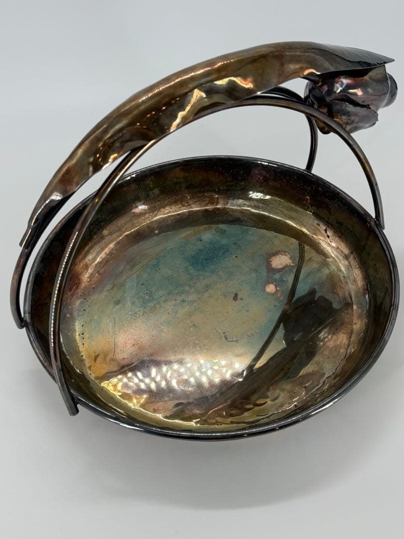 金属製　花モチーフハンドル付きトレー