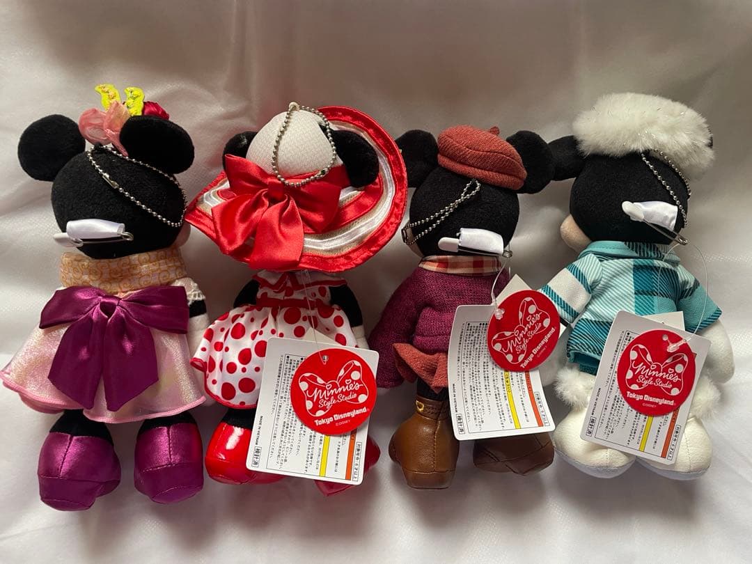 ミニーのスタイルスタジオ ぬいぐるみバッジ 4体セット