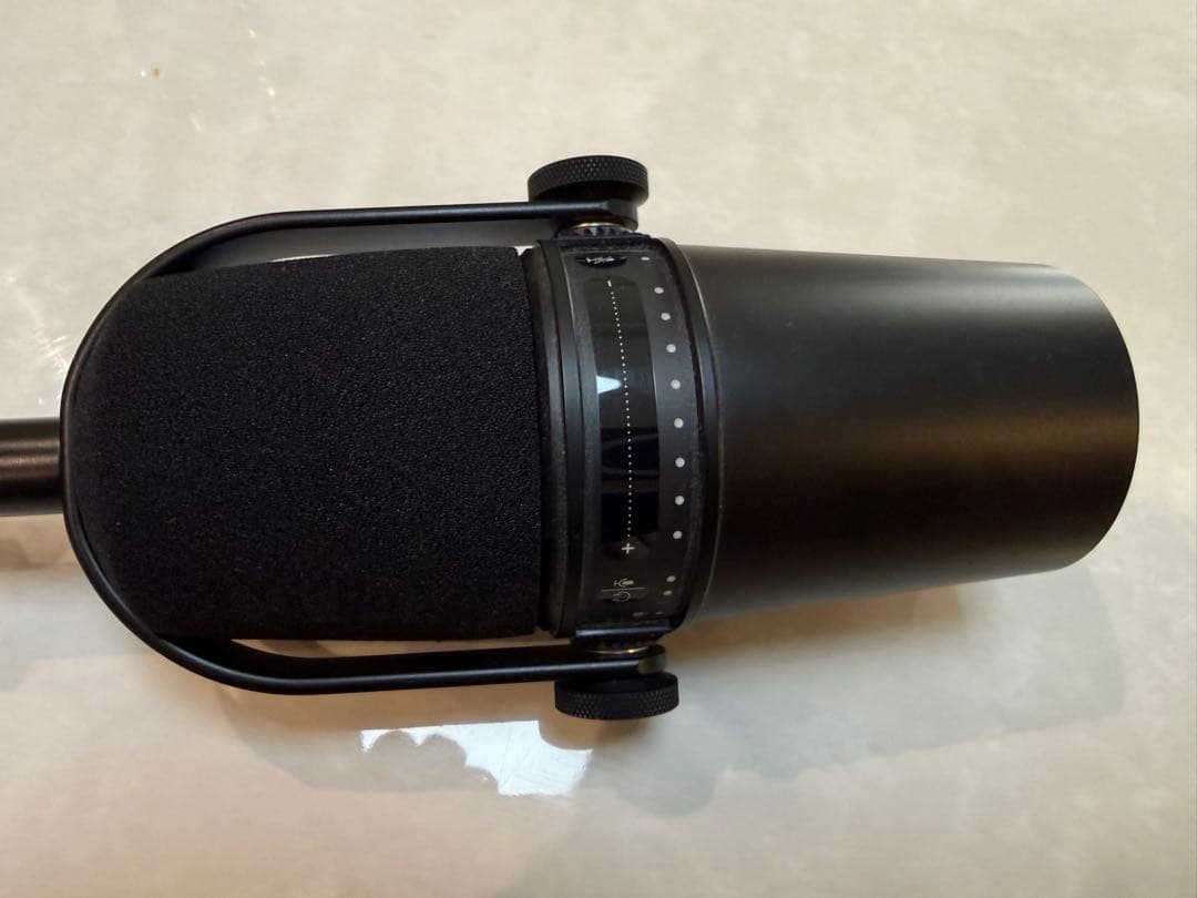 SHURE MV7 ダイナミックマイク 音量調整付き