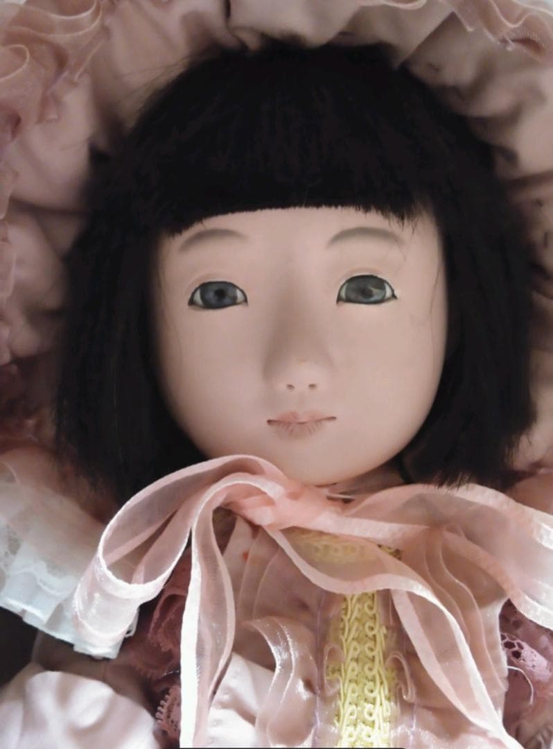 ガラス目の市松人形と和装洋装2着セット